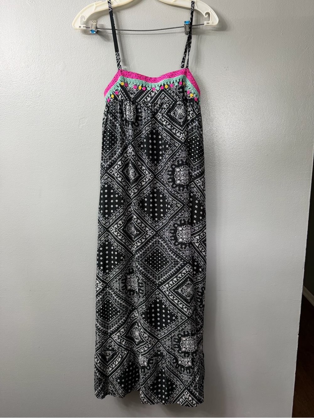thml embroidered bandanna pattern paisley maxi spaghetti strap tier  dress XS